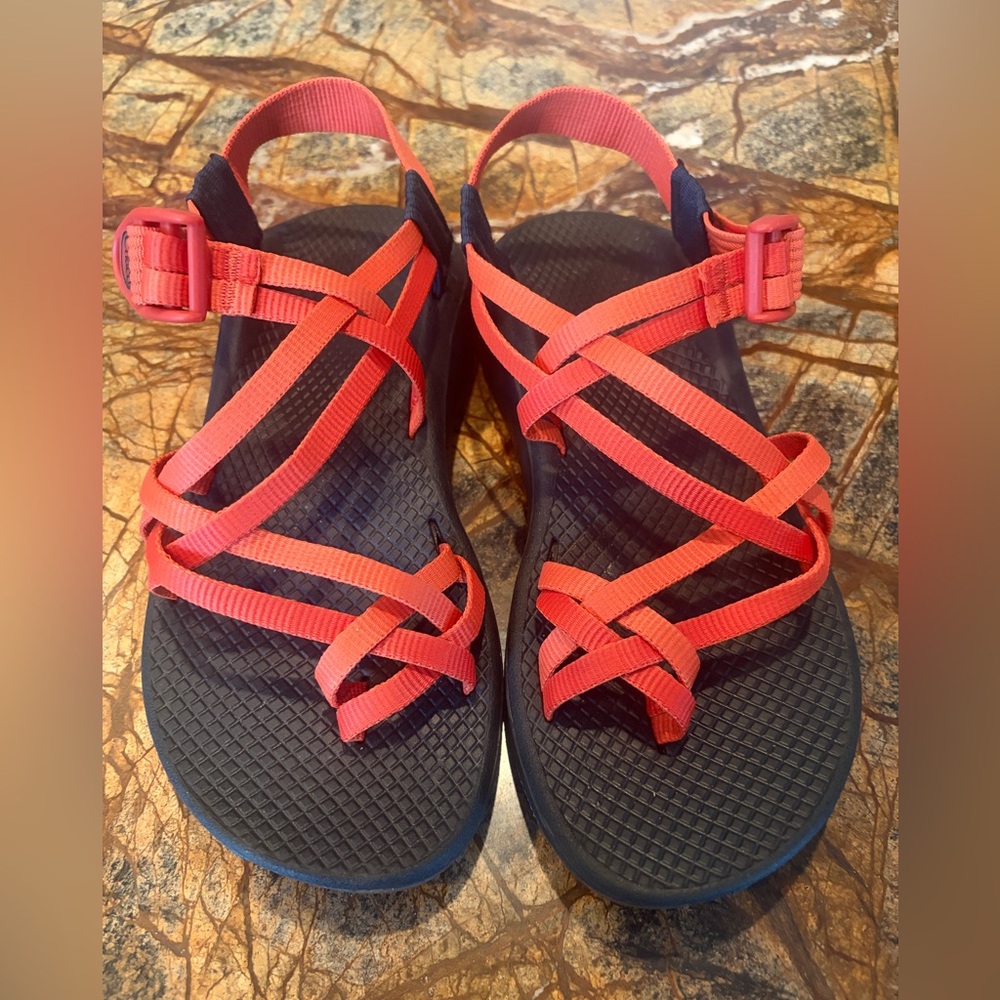 NWOT Chaco Cloud Strappy Orange Sandals